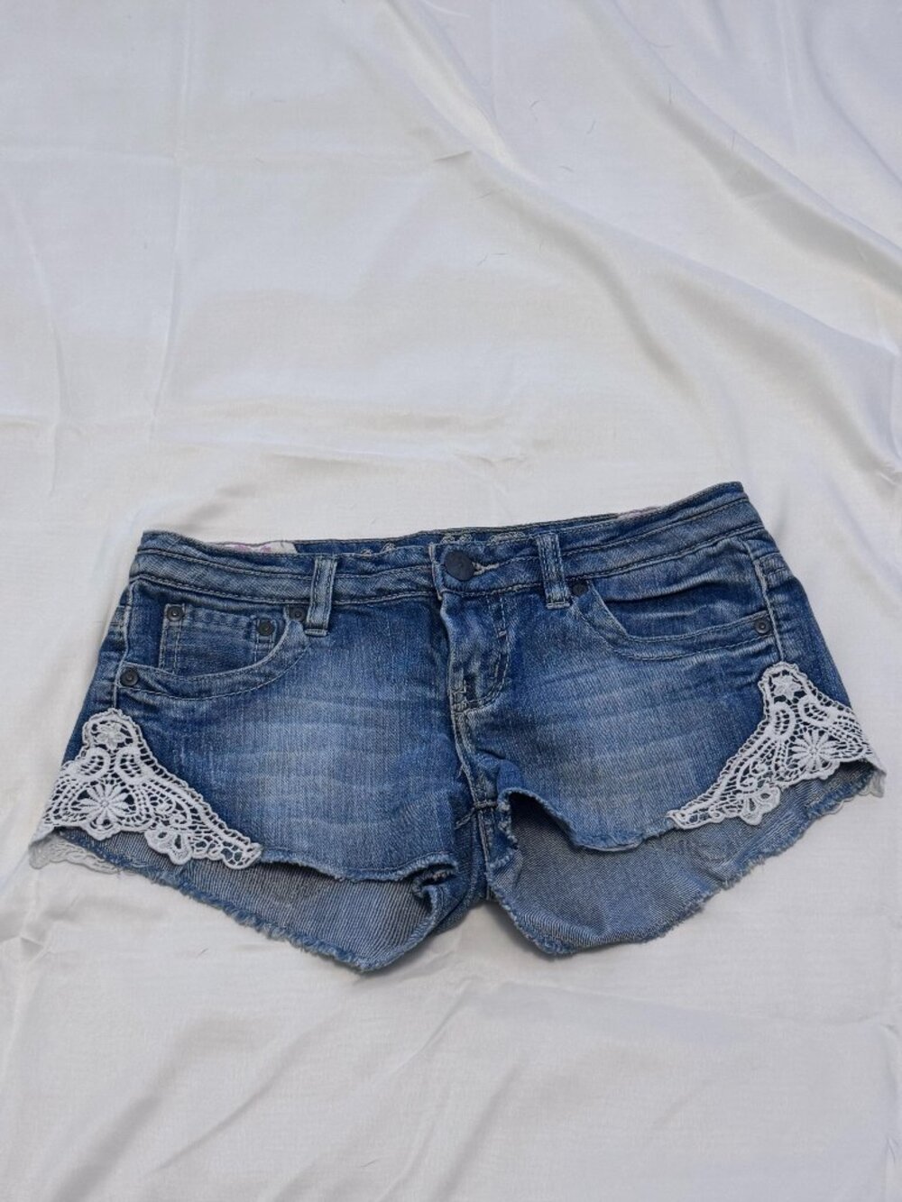Vanilla Star, Low rise, lace, cut off jean shorts Size 5